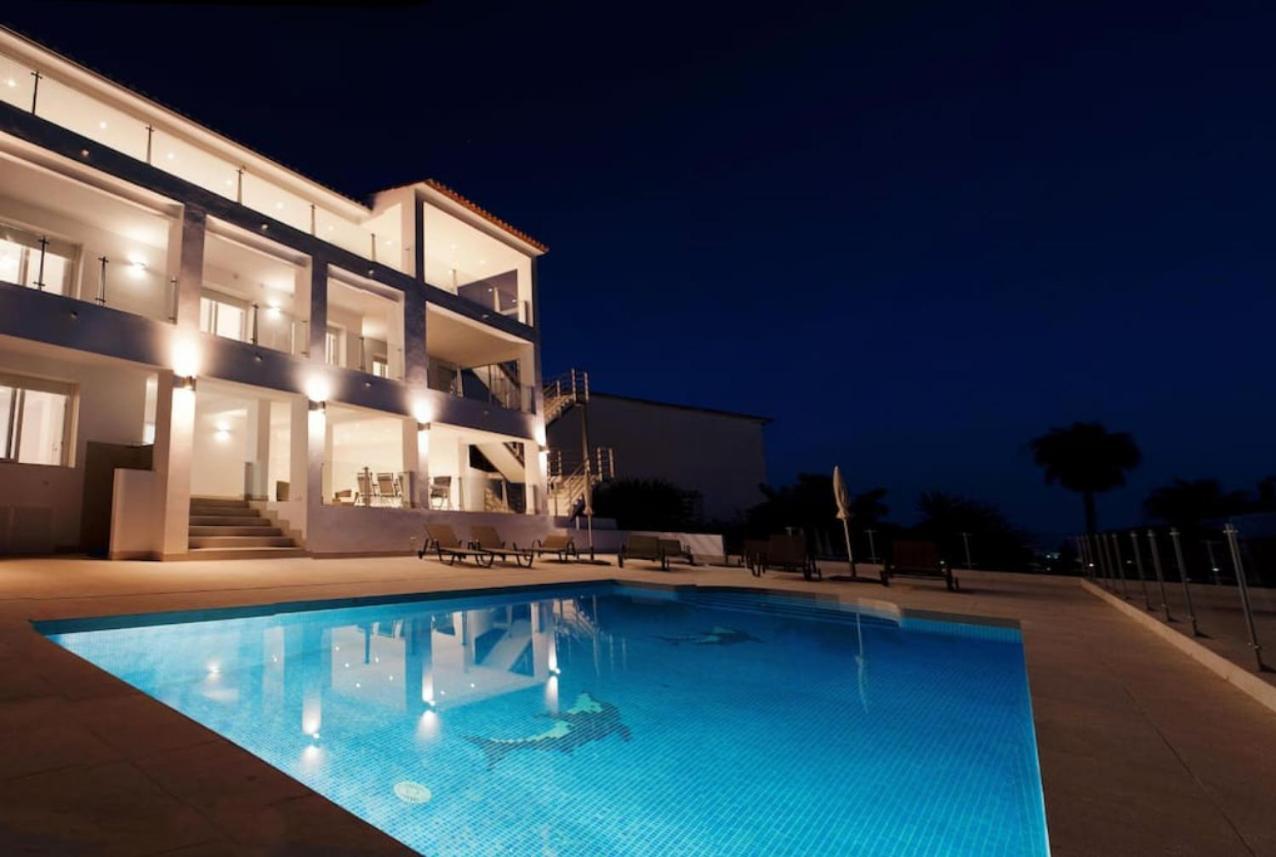 Luxury Villa With Heated Pool For 12 To 14 People Fuengirola Eksteriør billede