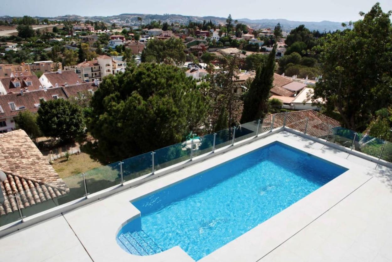 Luxury Villa With Heated Pool For 12 To 14 People Fuengirola Eksteriør billede