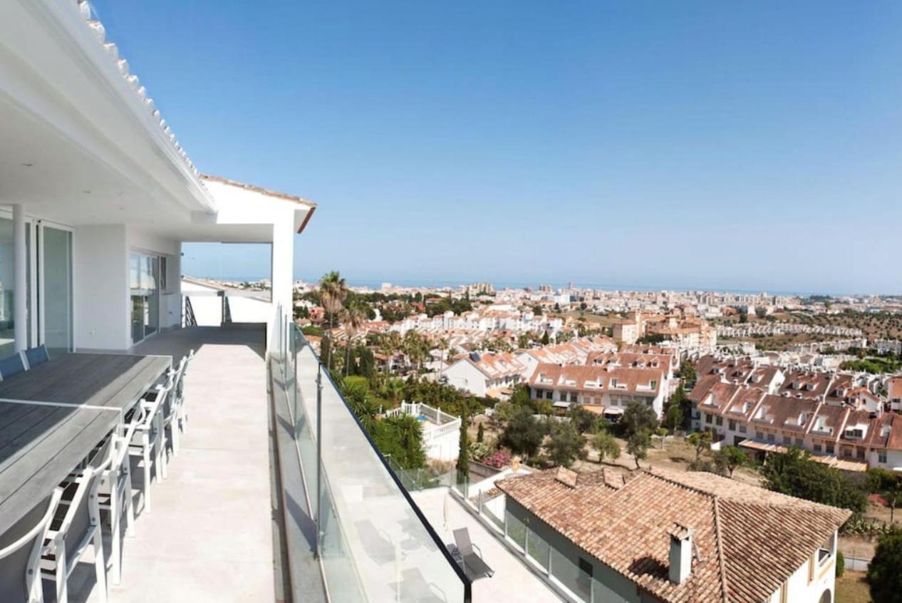 Luxury Villa With Heated Pool For 12 To 14 People Fuengirola Eksteriør billede